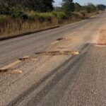 Buracos na MT-206, no KM 44, preocupam motoristas e aumentam risco de acidentes
